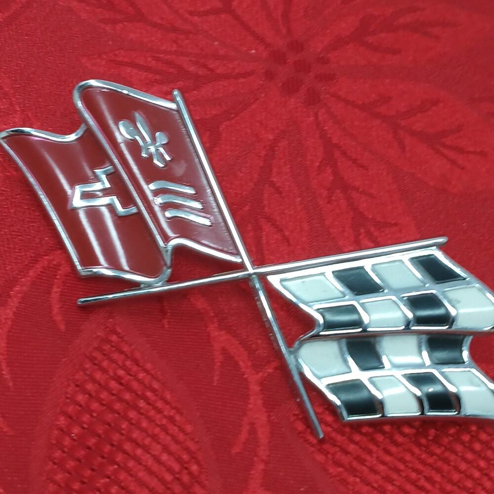 Vintage Corvette 1968-1972 C3 Fuel Door Crossed Flags Emblem GM 3912706